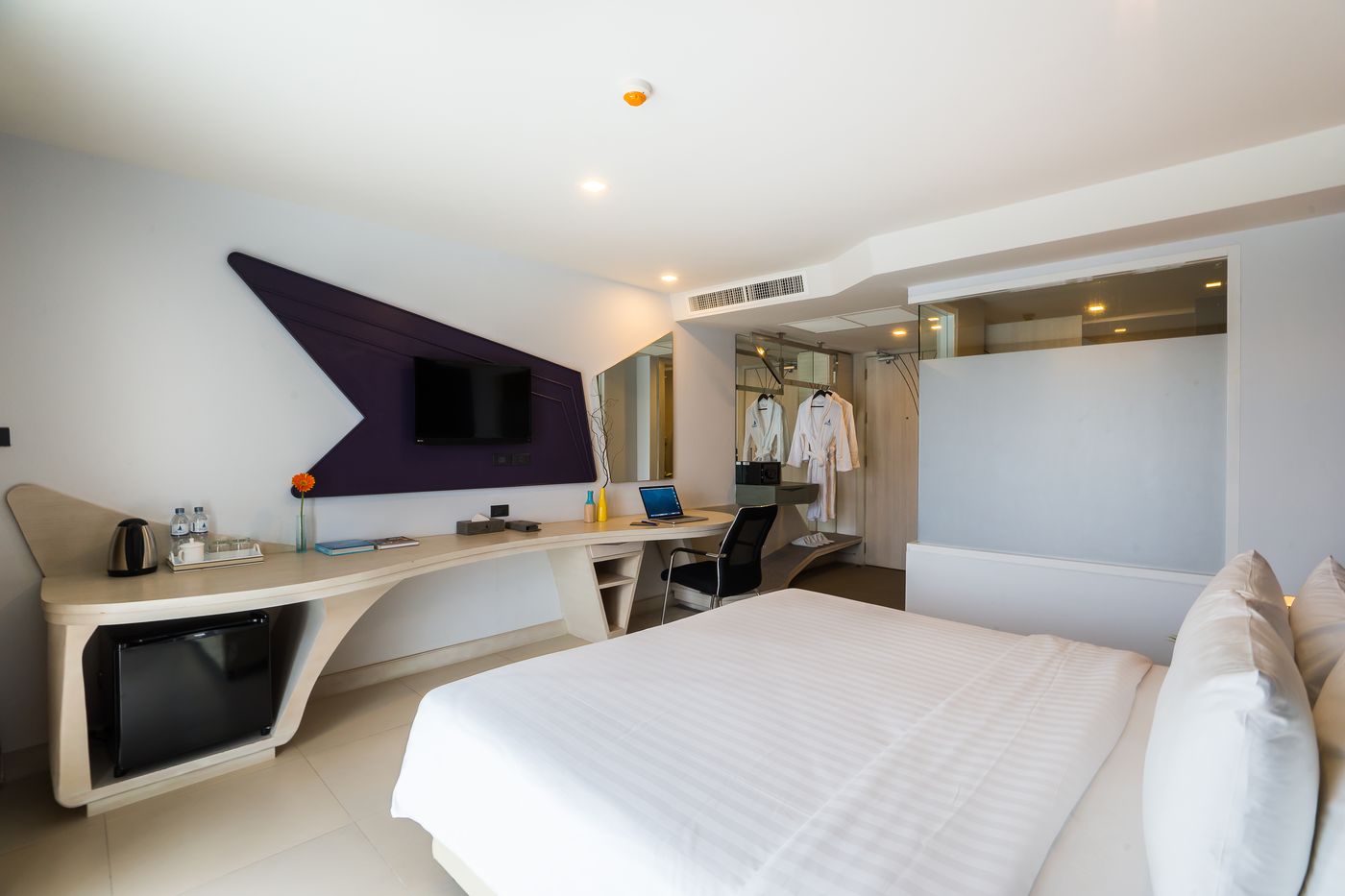 Superior King Room